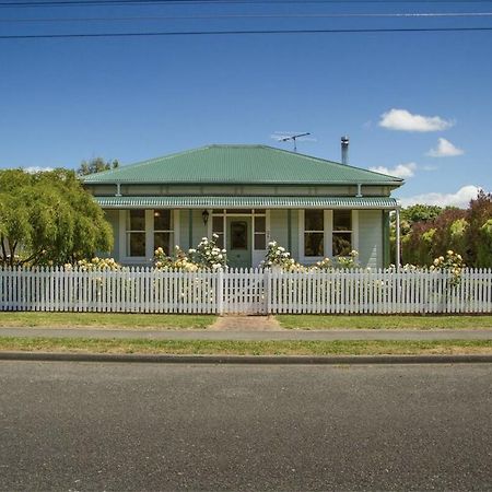 The Green Villa Martinborough Exterior photo